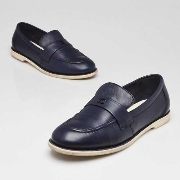 Chanel Dark Blue Leather CC Loafers Size 6/36.5 - Picture 1 of 4